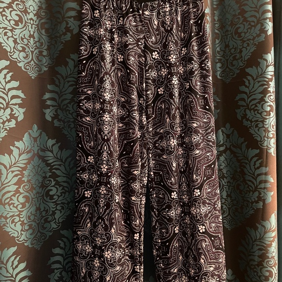 Ladies pants - Picture 1 of 2